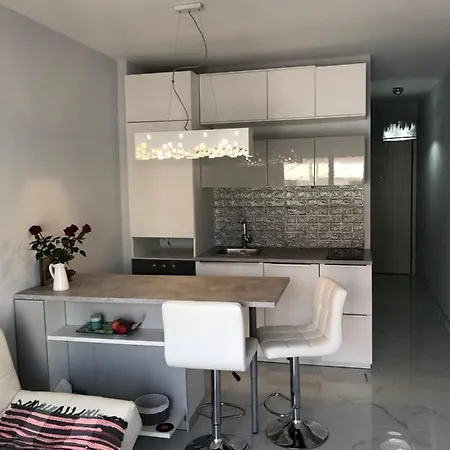 Your Away From Apartment Peraia (Thessaloniki)