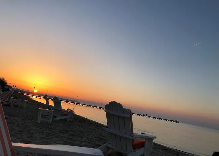 Your Away From * Peraía